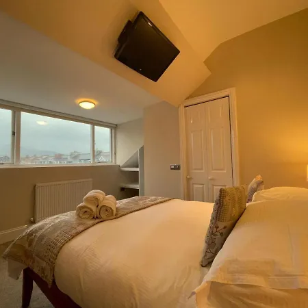 Wordsworth House Hot Tub Hire Available Keswick (Cumbria)