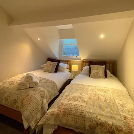 Hébergement de vacances Wordsworth House Hot Tub Hire Available *